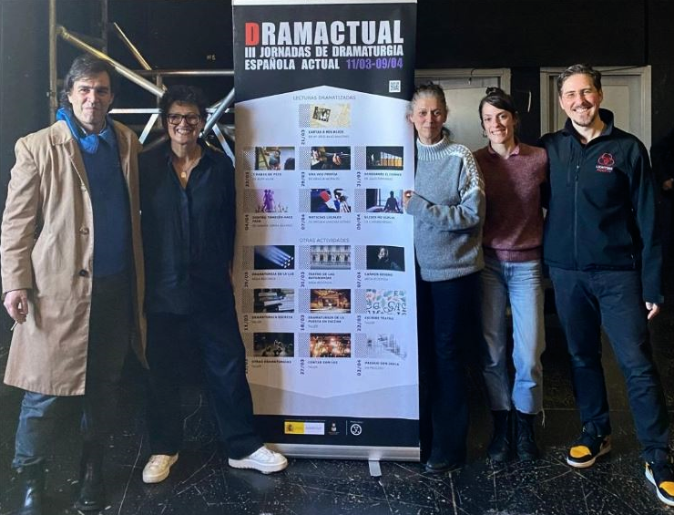 Encantados con la participación de la Asociación de Autores de Iluminación, RESAD y A.M.A.E.M. - Marías Guerreras en la mesa redonda DRAMATURGIAS DE LA LUZ, el 25 de marzo en Dramactual 2025. 

Con Pilar Valdelvira, Pilar Velasco, Lola Barroso y Víctor Velasco. Moderó: Ben Díaz.