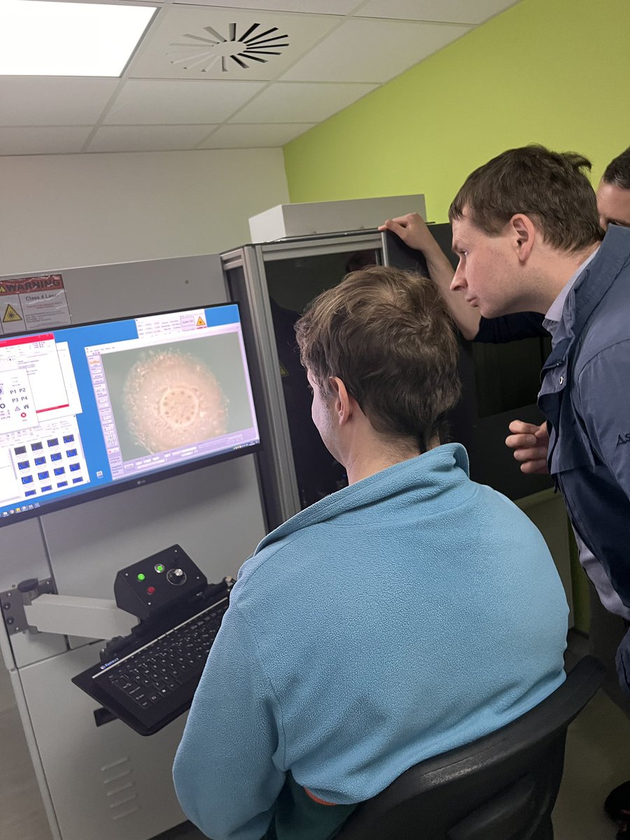 SurbhiG6's tweet image. It was my great pleasure to host @UoNBiosciences @Notts_WRC Dr Martin Mascher, Head of the Domestication Genomics group, @LeibnizIPK. Insightful and fruitful discussions and I think @UoNHounsfield really impressed him! Thanks @BritishAcademy_ for funding this collaborative visit.
