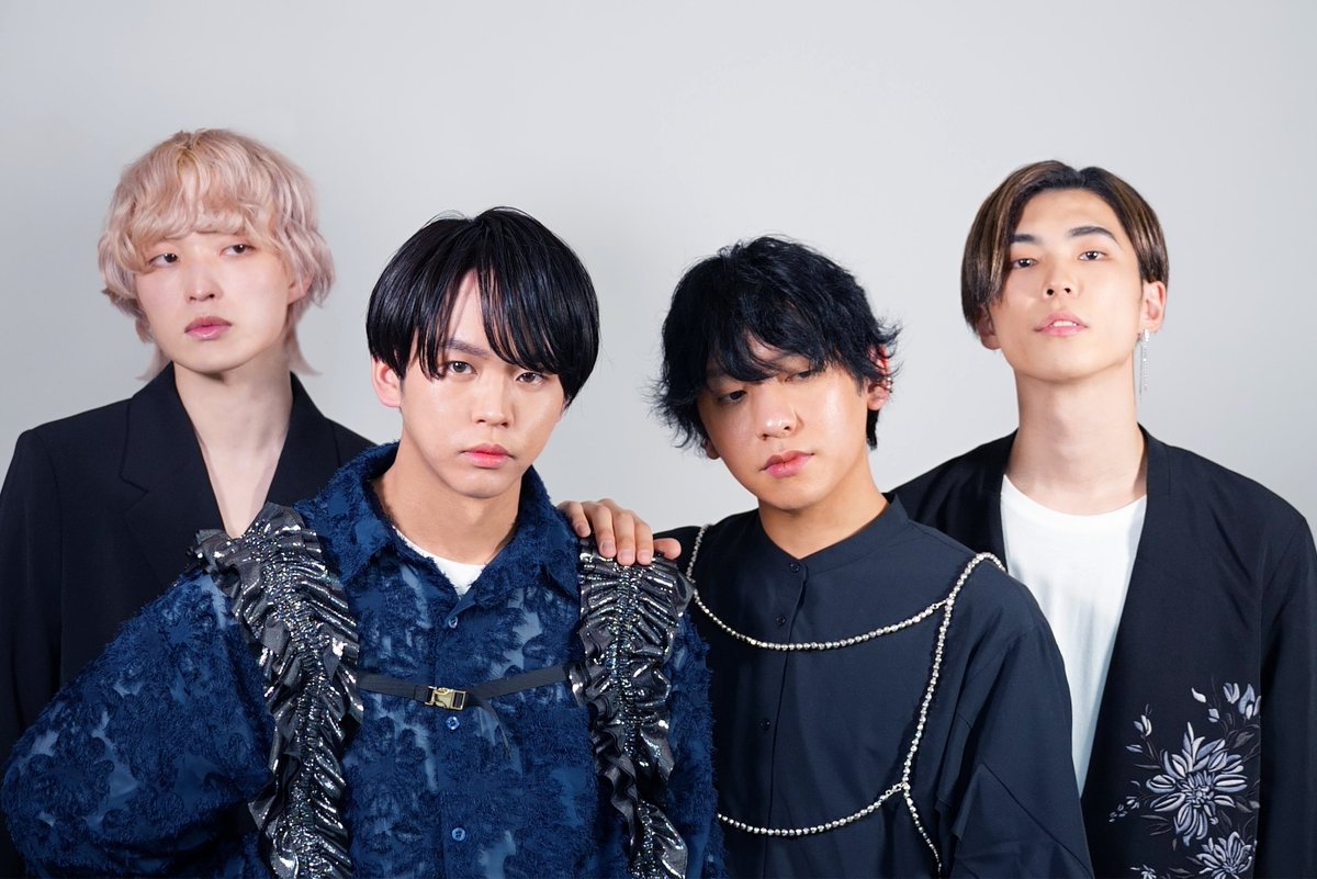Dict_official's tweet photo. 【あと1日】

いよいよ明日、解散。

最後のワンマンライブ見届けに来てください。

最後のチケットご予約はDMまたはdict.official@gmail.comにて受け付けます。 https://t.co/E440ckNJKY