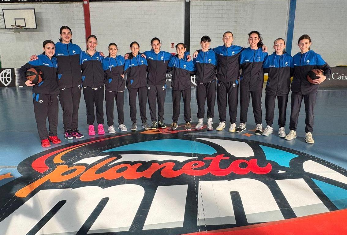 FCBQtecnic's tweet photo. SELECCIONS I 🏀Ha arribat el dia! Les Seleccions Mini de #CatalunyaBQ obren el Campionat d'Espanya #PlanetaMini2025 
Jornada d'avui
11.30h CATALUNYA-Castilla La Mancha (J1M)
13.30h CATALUNYA-Melilla (J1F)
19.30h CATALUNYA-Múrcia (J2M)
➡️ https://t.co/GOEh4wZwZV https://t.co/gLRV4pk3dc