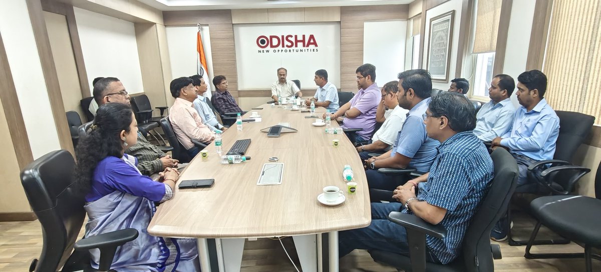 idco_odisha's tweet image. Additional Chief Secy, Industries Dept, Shri Hemant Sharma, and #IDCO MD, Shri Bhupendra Singh Poonia addressed the 52nd #IPICOL foundation day celebration and shared their valuable insights for the next year.