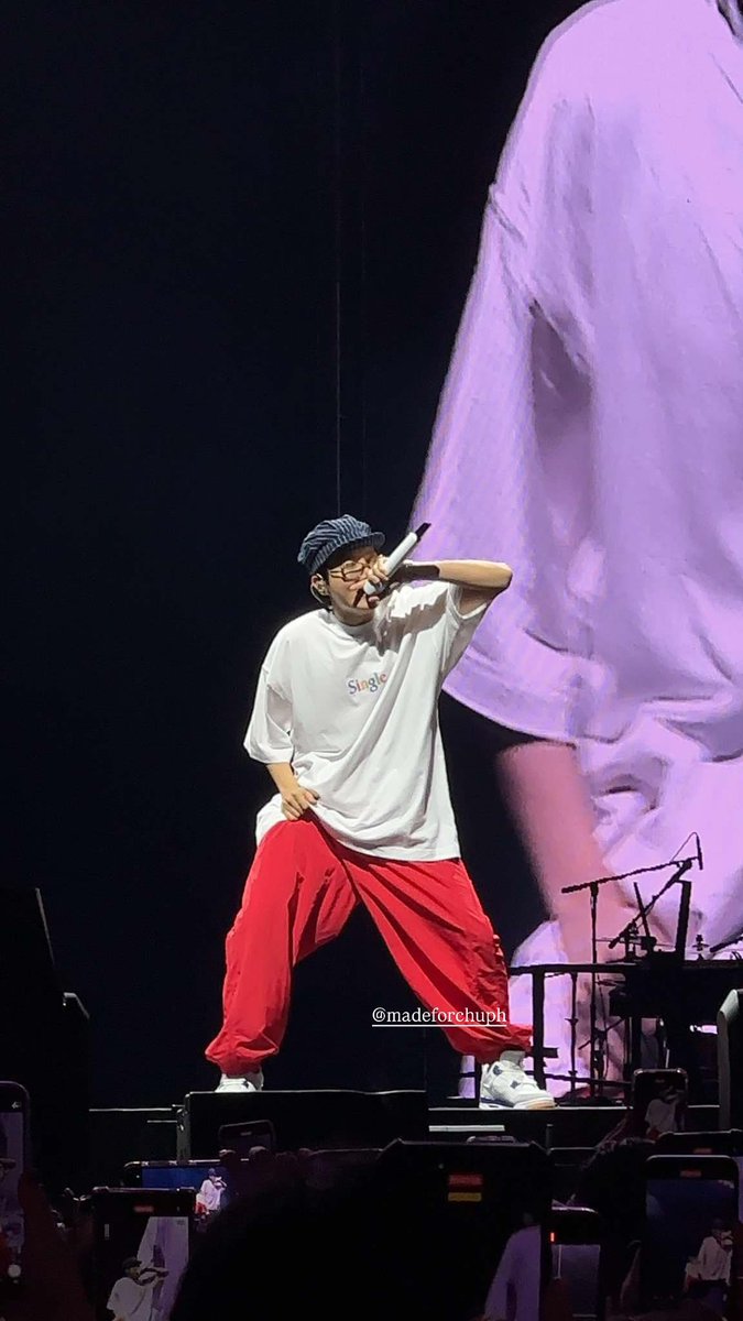 ishane_twt's tweet photo. SOUNDCHECK D-1 ❤️ 

#HOPE_ON_THE_STAGE_TOUR_Manila https://t.co/Wd2lMgqnpq