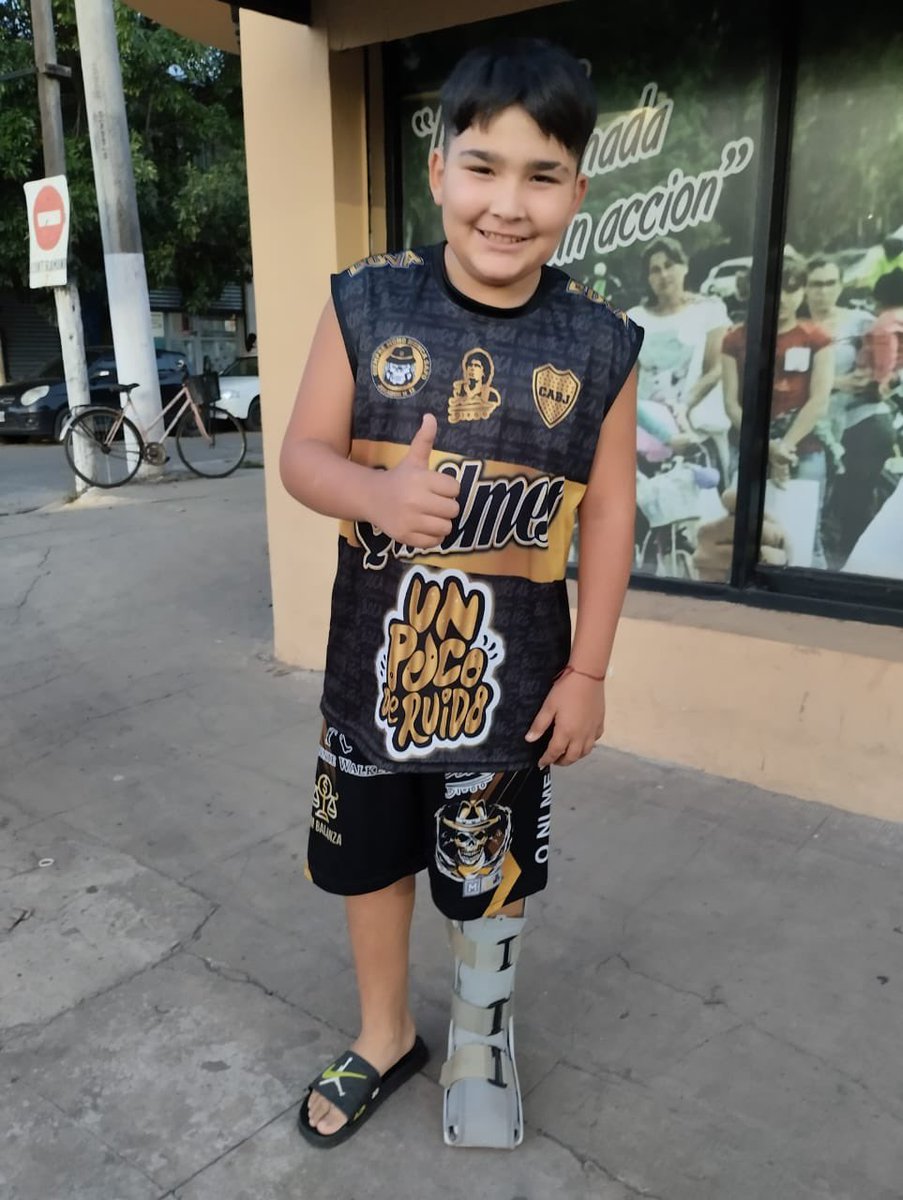 Hoy nos tocó ayudar a Brian (11 ) sufrió un esguince, paso por nuestra sede <a href="/CasaVecino/">Casa Del Vecino</a> y retiró en comodato una bota ortopedica que lo ayudará a rehabilitar su pie. Está es la tarea que realizamos de manera totalmente gratuita en servicio de la comunidad de la Pcia de Bs As.
