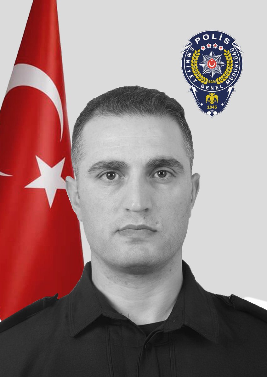 İl Emniyet Müdürlüğümüz Asayiş Şube Müdürlüğü kadrosunda görev yapan Komiserimiz Nazım Akkoyun geçirdiği elim trafik kazası sonucu vefat etmiştir.

Merhuma Allah’tan rahmet; kıymetli ailesine, sevenlerine ve Emniyet Teşkilatımıza sabır ve başsağlığı diliyorum.