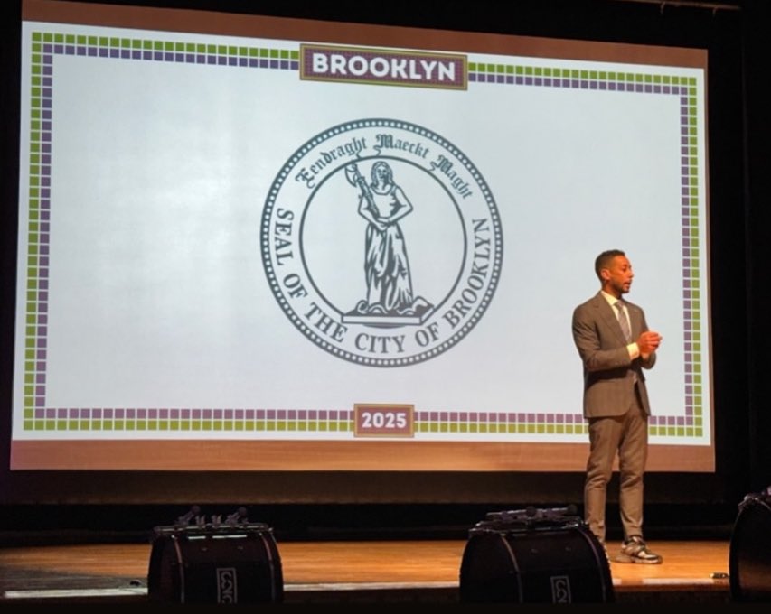 breukelenbridge's tweet photo. Beautiful that borough president Antonio Reynoso and his family are shining in front of the official Eendracht Maakt Macht seal, still in original Dutch. This week on stage, delivering the State of the Borough 

@BKBPReynoso #BKSOTB25 
Unity Makes Strength! https://t.co/03XZyzNoFw