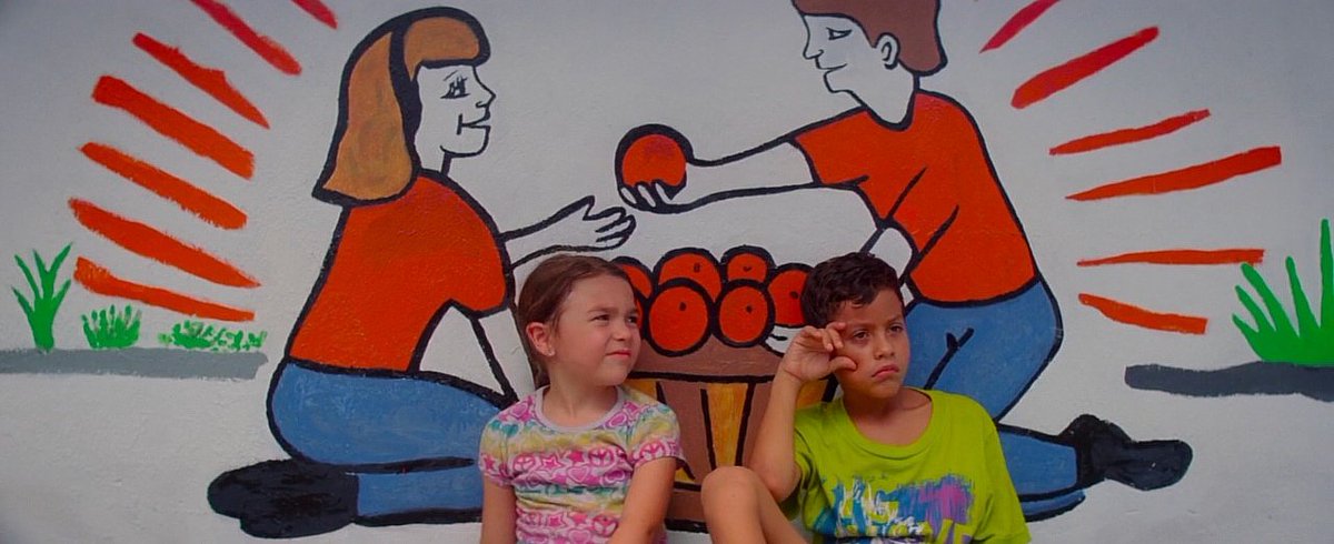 screenscaps's tweet image. the florida project  (2017) dir. sean baker