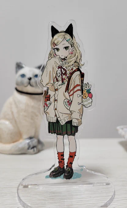 自分用に欲しくて作ったんですけど アクスタこんなかんじです