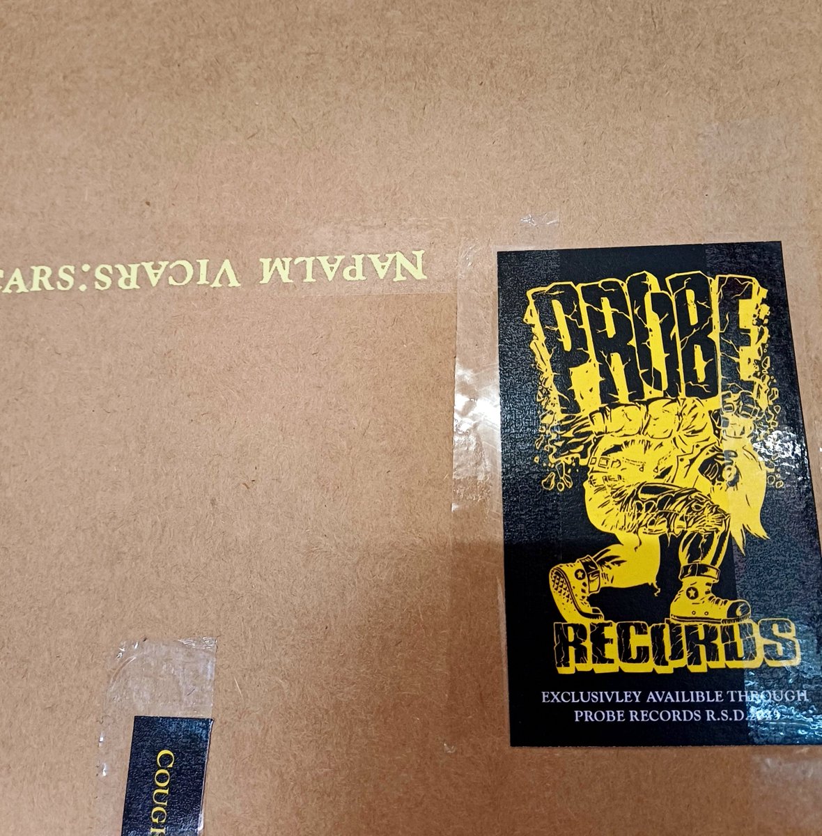 Whoa! It's the Napalm Vicars box - a cassette, a t-shirt, a back-patch, a pin-badge and a pick. To say this is mega-limited would be an understatement!!!

First come first served...