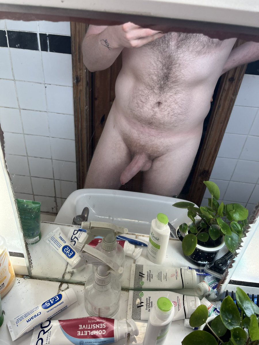 johncen41897469's tweet photo. 🍆🍆 https://t.co/Igi9BD0whq