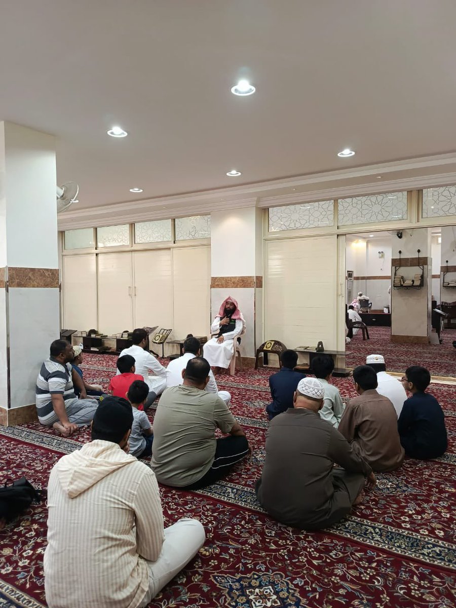dawaa_malaz's tweet photo. #ترجمة #خطبة_الجمعة اليوم ١٤٤٦/١٠/١٣هـ الموافق ٢٠٢٥/٤/١١م إلى اللغة الأردية في جامع شعبة في حي #الملز  بتنسيق وإشراف #جمعية_الدعوة_بالملز #السعودية #الرياض #الجمعة 
للمساهمة في مشاريع وبرامج الجمعية
تبرع بأمان:

https://t.co/SZfWqE4VHW https://t.co/LzDhRYm5hH