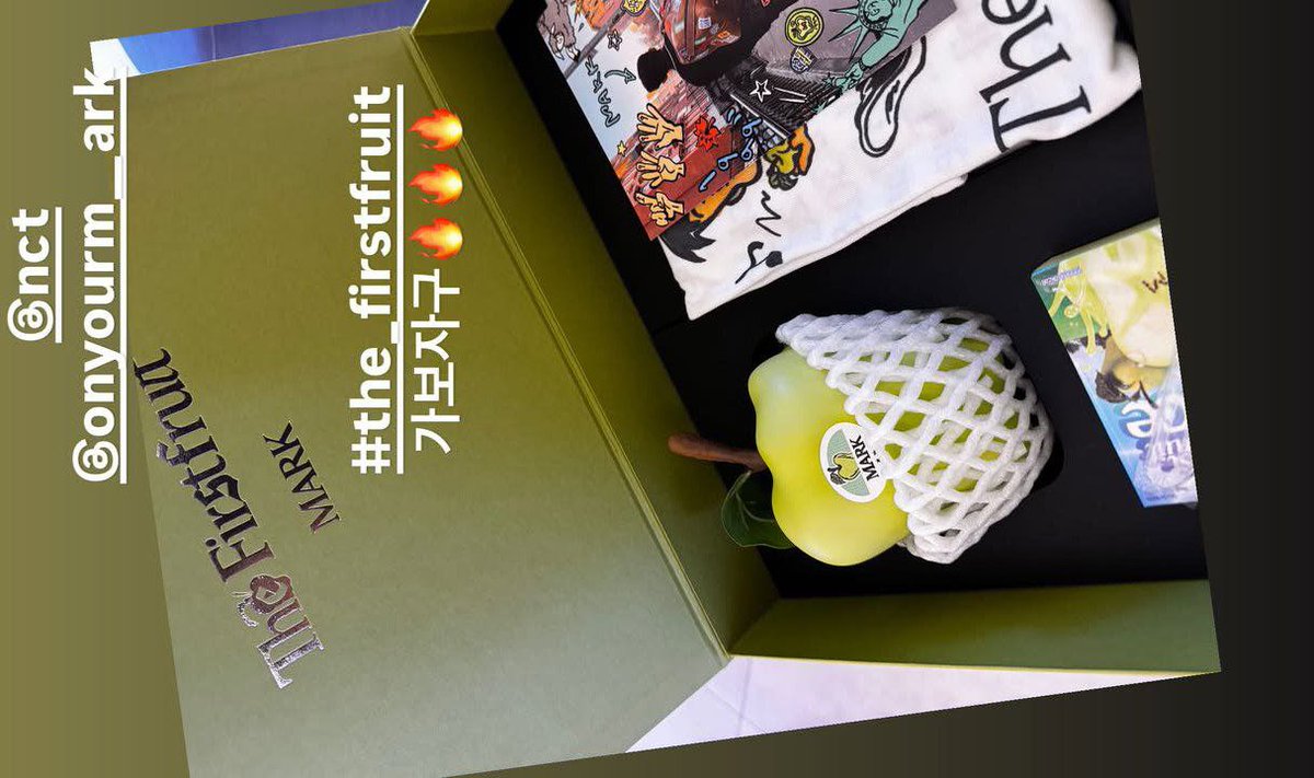 Met debut solo Mark oppa.