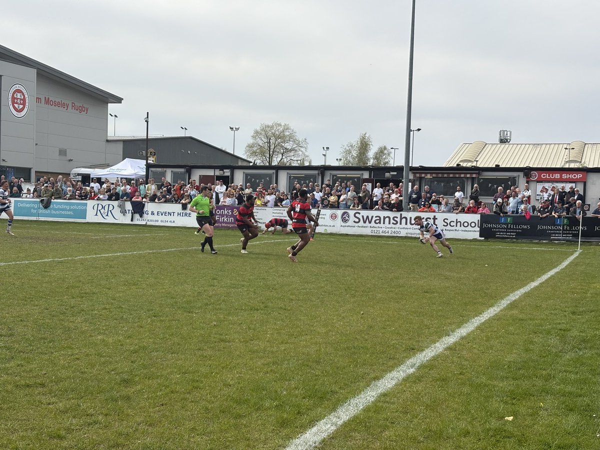 50’ TRY barnstorming run from <a href="/Andy_Hughesy/">Andrew Hughes</a> takes us deep into the Moseley half and we then move the ball wide for <a href="/tomwalshjnr/">tom walsh</a> to sprint over; Ollie Davies is successful with the kick <a href="/MoseleyRugbyFC/">B'ham Moseley Rugby</a> 26 <a href="/SaleFC/">Sale FC Rugby</a> 21