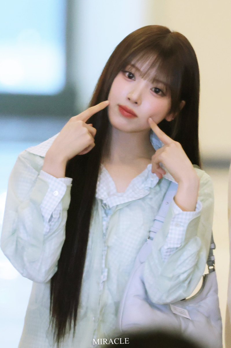 miracle050413's tweet photo. #NMIXX #엔믹스
#지우 #JIWOO
#지우야_생일쮸카해
#Happy_MyJIWOO_Day
사랑해🥰 https://t.co/86wxZaHchv
