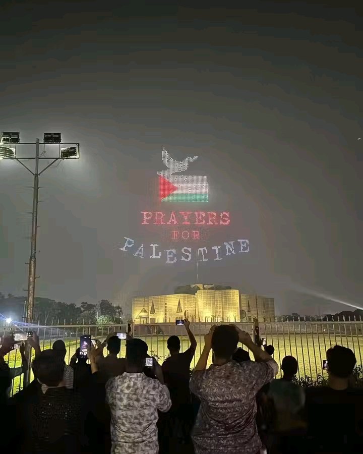 smhasnat02's tweet photo. Our du'aa are always with you. 🇧🇩🇵🇸
#FreePalestine 
#StandWithPalestine 
#StopGazaGenocide‌NOW https://t.co/yWctcuaXZ4