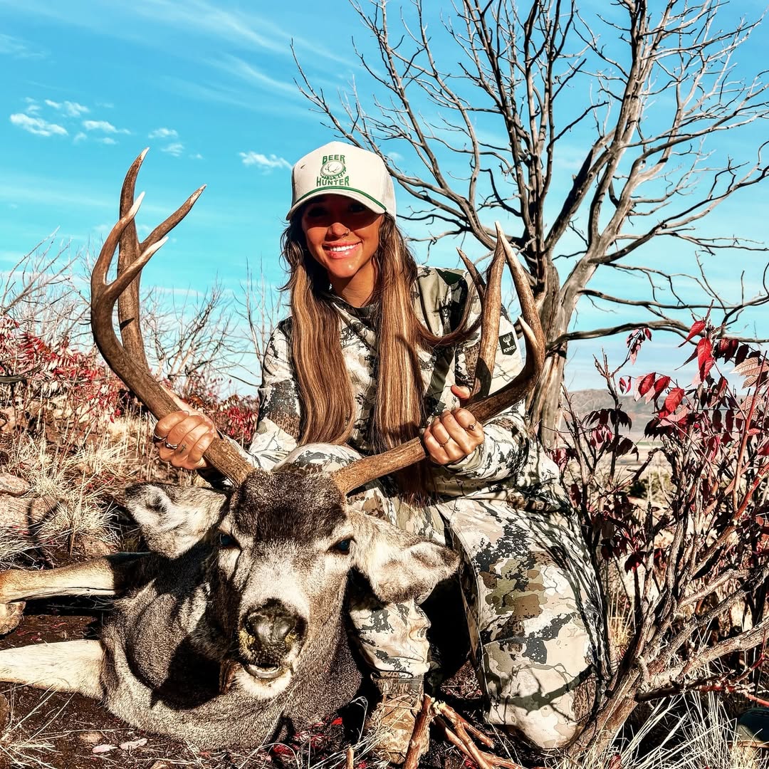 RT
beer hunter 🤠

#firstbuck #hunt #hunting #MarathontheGame #SaturdayMorning