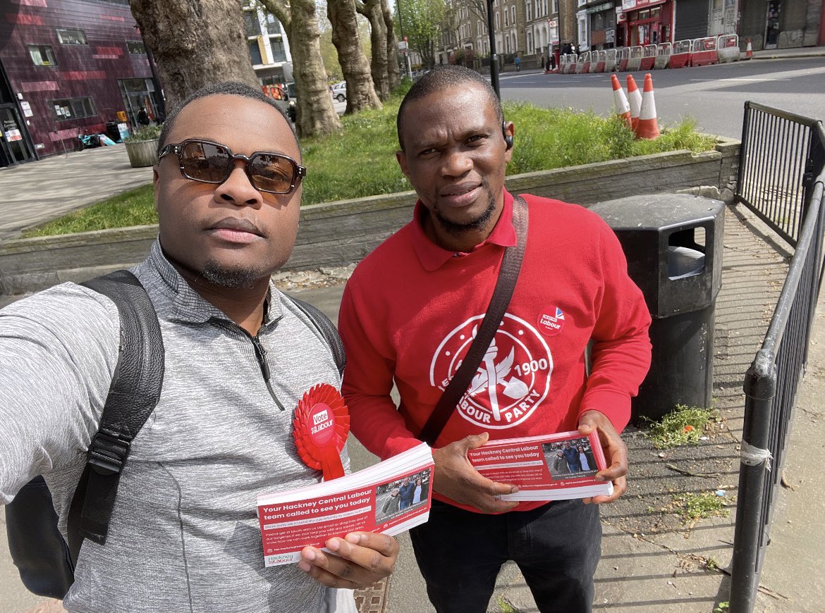 EmmanuelAk_'s tweet image. Sunny afternoon ☀️, in Hackney Central Ward today. Loads conversations on Greenwood Rd relating to @hackneycouncil’s Green agenda &amp;amp; more positive responses regarding the new investments a Labour run council are providing for residents in Hackney. 🌹