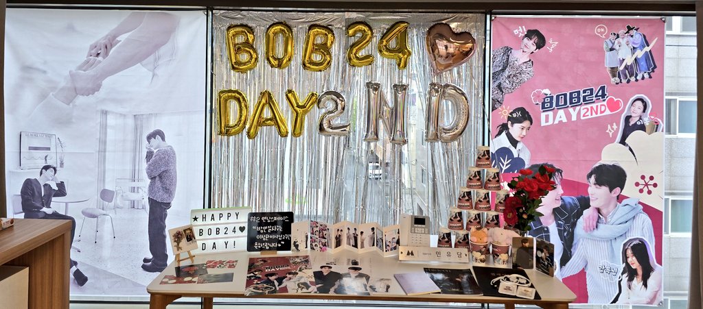 snowflower_kd's tweet photo. 250412 밥이사 영화 2주년 이벤트
편안한 공간과 맛있는 음식 그리고 빠질 수 없는 즐거운 덕수다~
감독님과 최환이배우님 덕분에 더 즐거운 시간이었습니다~ 준비해주신 모든 분들~ 정말 감사합니다~^^
#밥이사_2주년_영화
#2년째_밥잘사주는_이사님 #한입단_밥이사_추억하기_2주년 https://t.co/D0i4GqNwav