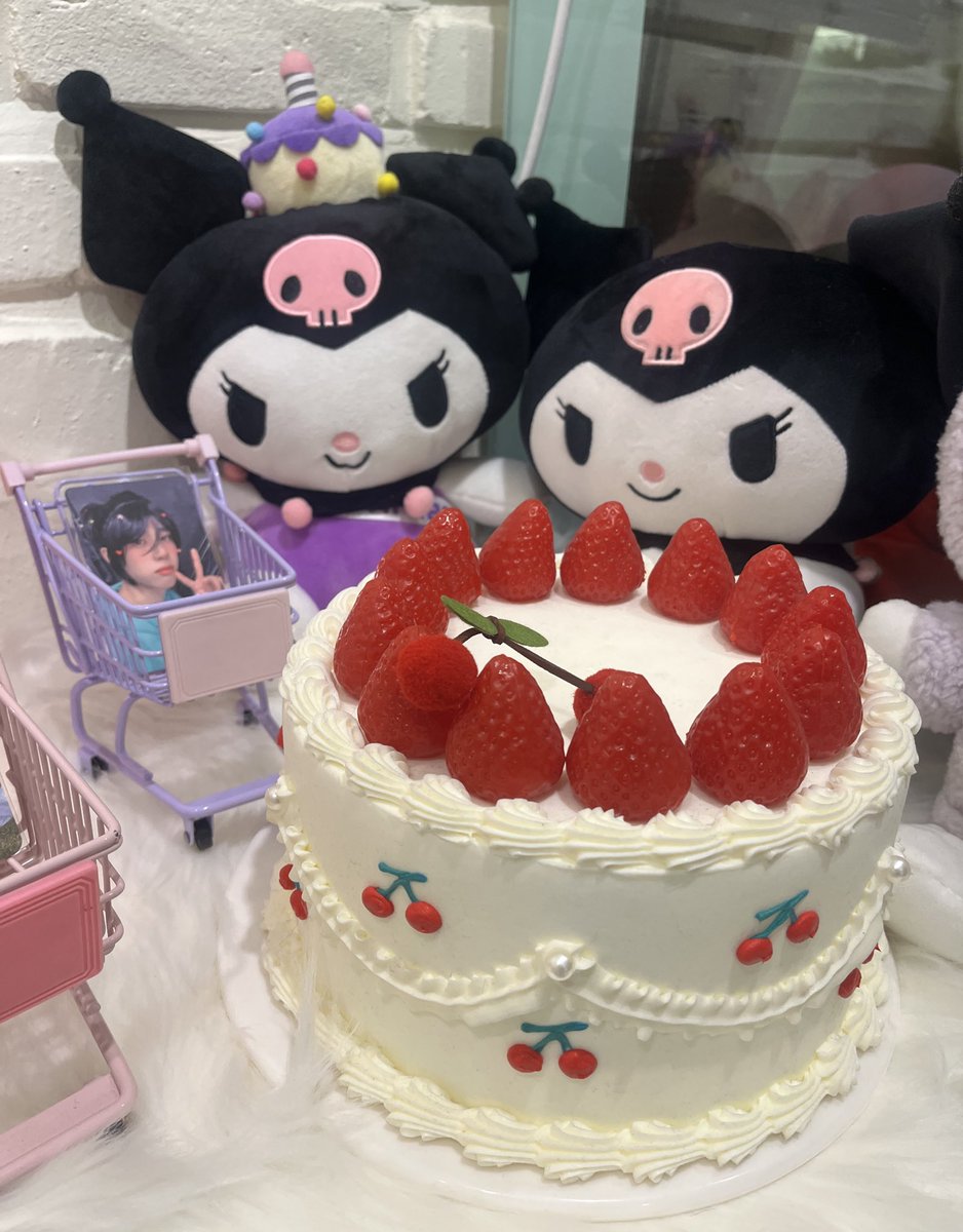 kittenjuyn's tweet photo. 📍 𝐏𝐚𝐭𝐢𝐬𝐬𝐞𝐫𝐢𝐞 𝐋𝐨𝐠𝐮𝐞
핑크핑크 그자체~💖🌸💕
선우야 생일 축하해
#UPTHEANTE
#SWMYLUCKY https://t.co/a4w1fpsD1l