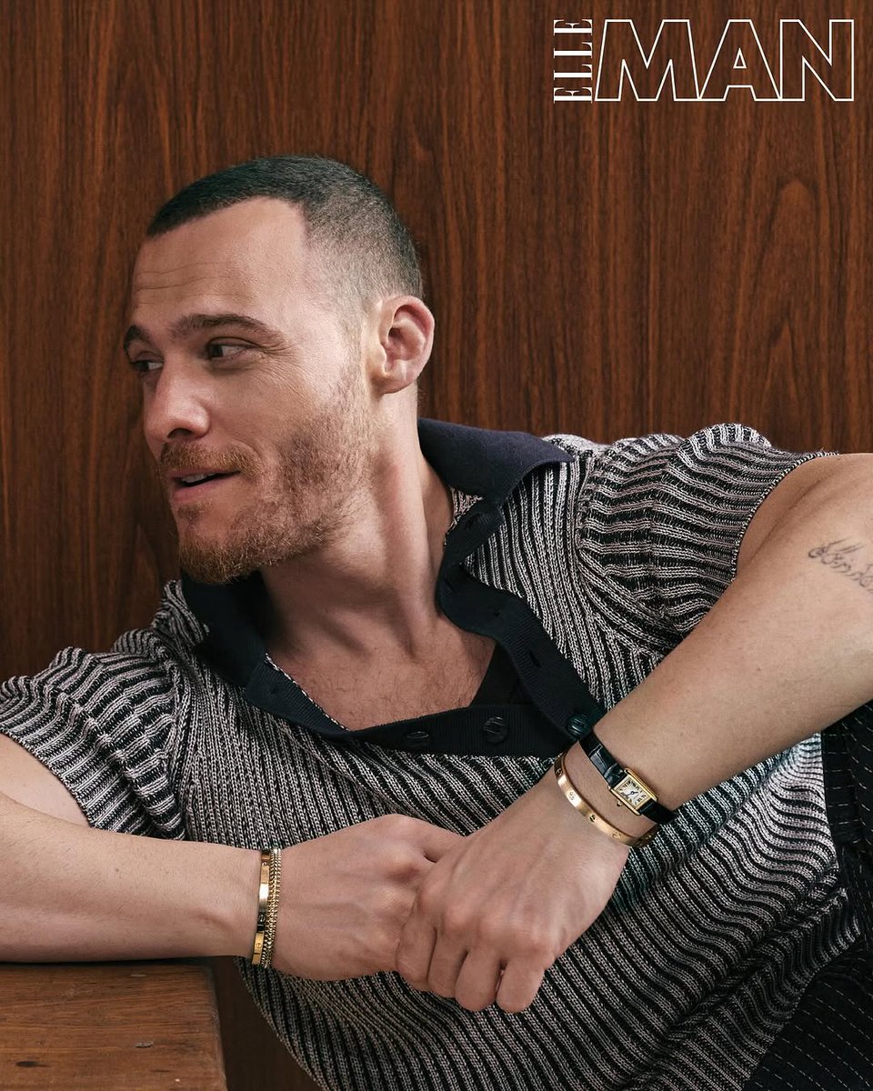 FrizbiTv's tweet photo. ELLE MAN dergisine konuk olan #KeremBürsin'den yeni kareler. https://t.co/N2CdLMEJGu