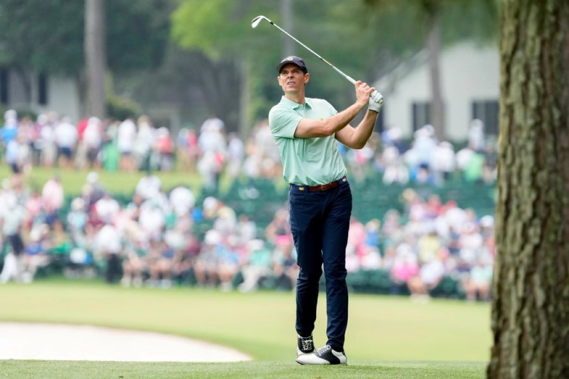 With an odd number of players making the cut, Augusta National member Michael McDermott is playing with Tom Kim today. 

He’s a scratch golfer and is the CEO of a financial services firm.

Pretty cool side gig for the weekend 💯