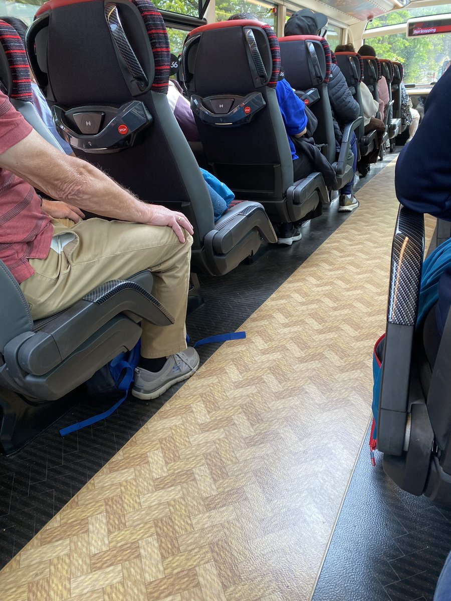 JoshHar13839413's tweet photo. Nothing like that new bus smell! Surprisingly smooth and quick, and with these twin deck beauties being powered be 100% wind energy, they bring “going like the wind” to a whole new level! 💨 https://t.co/OFlDYKjKiE