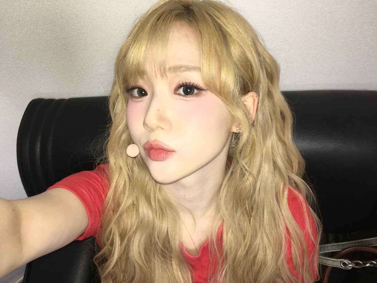 250412 프롬 #윤서연