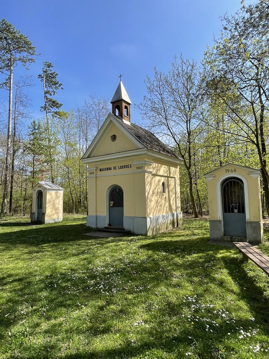 wpoechgraber's tweet photo. Fahrradtour zum Marchfeldkanal und zur Madonna De Lourdes Kapelle #fahrradtour #marchfeld #niederösterreich https://t.co/1G95joIB1x