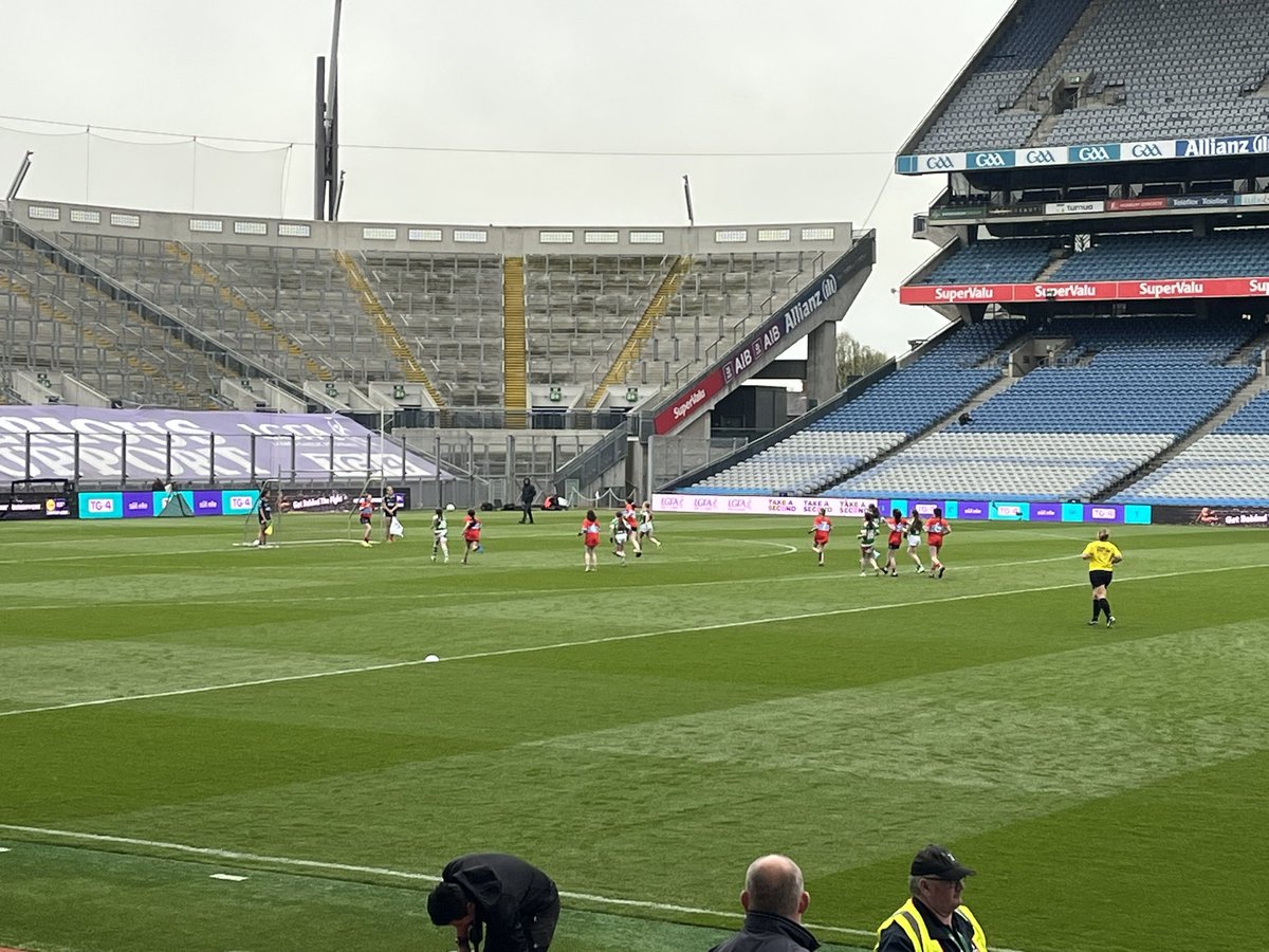 Great day out for our u12’s playing at half time in the Ladies league Final🙌🏻