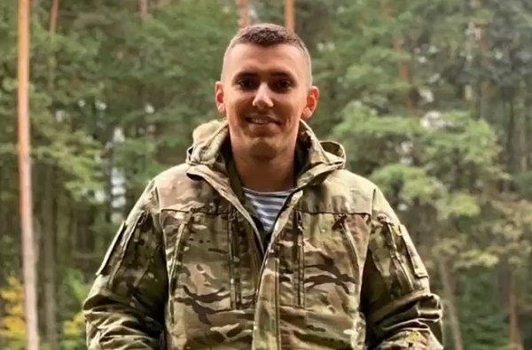 falledlenin's tweet photo. В цей день 2022 року з неуточнених підрозділів ЗСУ загинули 1) на Д��неччині солдат Андрій Маслов, 2) під Гуляйполем Запорізької обл. лейтенант Євген Гарда, 3) біля м.Авдіївки на Донеччині солдат Ярослав Джердж, 4)у м. Сіверодонецьк Луганської обл. лейтенант Олександр Чуб. https://t.co/xGyWa4TnoH