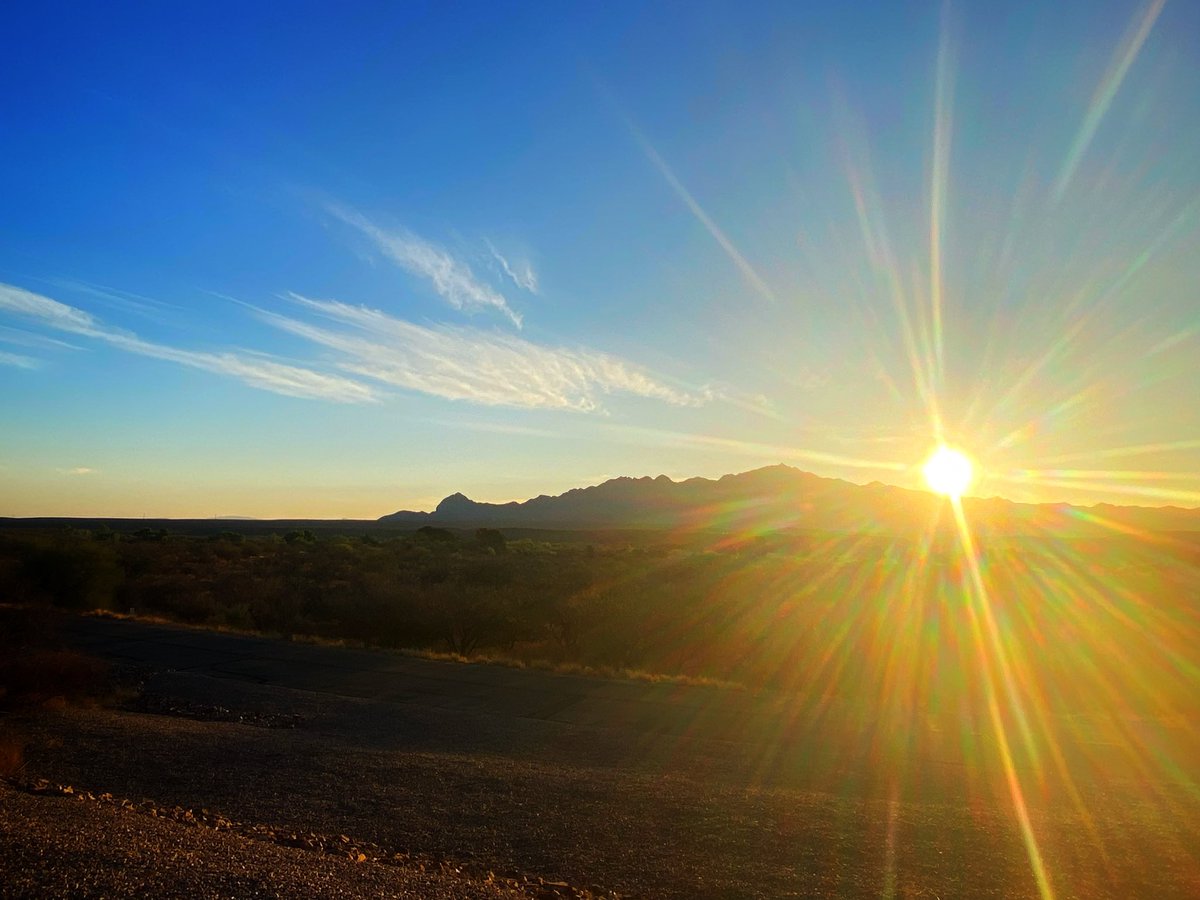 This morning’s sunrise over the Santa Rita Mountains, southern Arizona. #Arizona #sunrise #Saturday #vibes 🌝