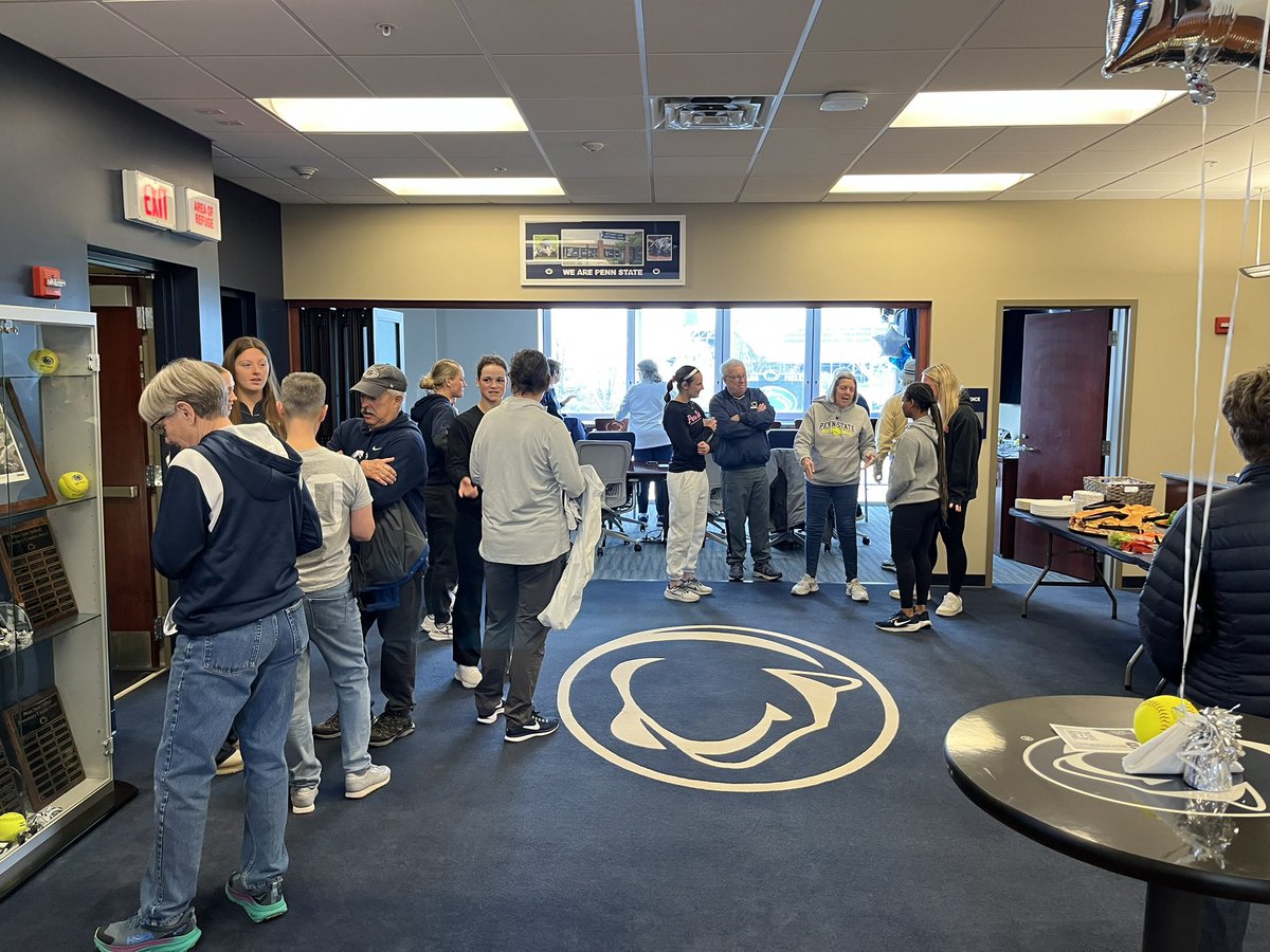 Varsity S Penn State tweet media