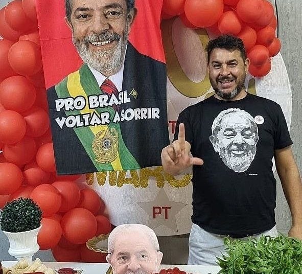 Informacoes_rpd's tweet photo. Ex-policial que matou petista em festa de aniversário vai cumprir pena em regime fechado.
Ninguém lembra desse caso? https://t.co/YPIEjmcI8U