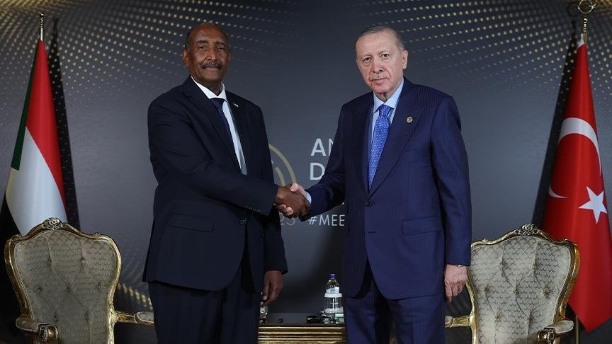 moghaaa's tweet photo. مباحثات بين البرهان وأردوغان على هامش منتدى أنطاليا الدبلوماسي تناولت العلاقات الثنائية وقضايا إقليمية ودولية.

#السودان
#تركيا
#الدعم_السريع_منظمة_ارهابية https://t.co/aPNsPHZfCM