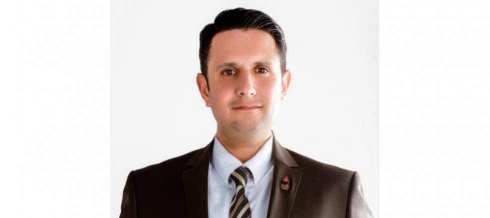 O_PEHLIVANOGLU's tweet photo. "Zafer Partisi Manisa İl Başkanı Necdet Erikçi, son dönemde Türkiye genelinde tartışma yaratan 'proje okulları' uygulamasına ilişkin değerlendirmelerde bulundu. Erikçi, eğitim sisteminin ideolojik kadrolaşma uğruna şekillendirilmesinin hem öğretmenler hem öğrenciler nezdinde telafisi zor zararlara yol açtığını vurguladı. “Manisa’da da yankı bulan bu gelişmeler, eğitimin toplumsal temelini sarsmaktadır,” diyen Erikçi, eğitimde liyakatin ve tarafsızlığın esas alınması gerektiğini belirtti."
#ZaferPartisiTürkMilletininYanında
@umitozdag
@zaferpartisi
@SemihDikkatli
@CakmakHaydar
@cezmi_polat
@hsafakses
@necdet_erikci
https://t.co/vGz3vgKjJ1