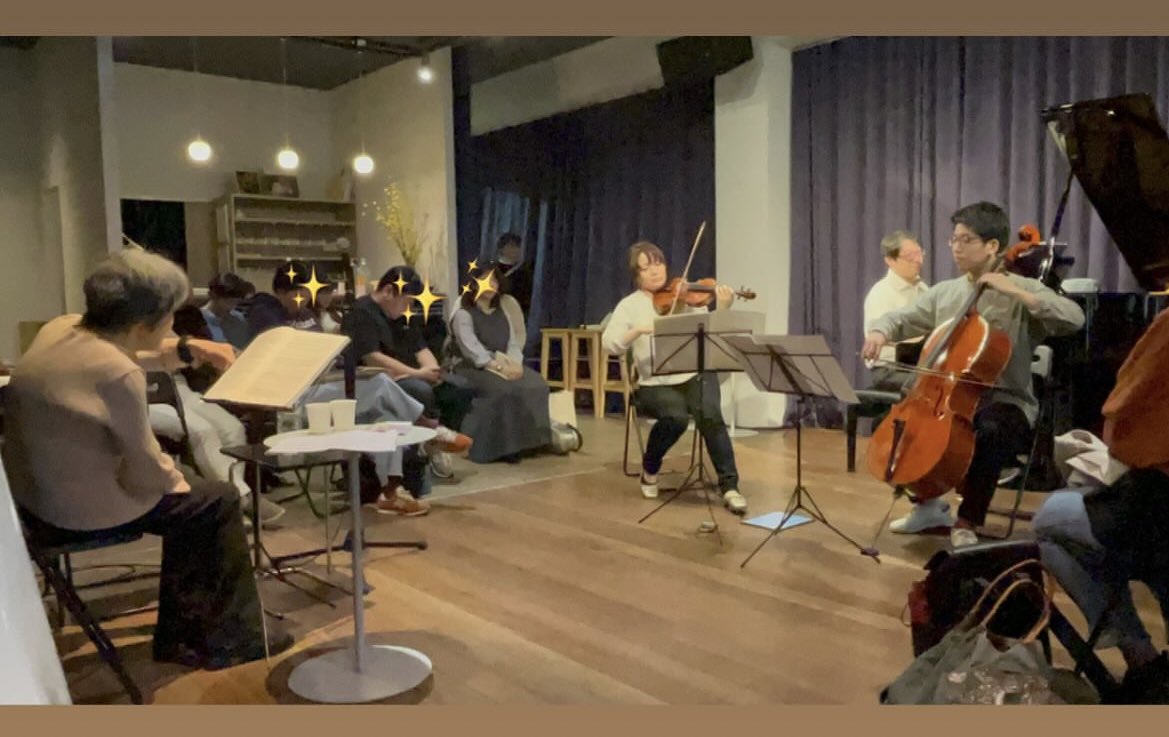 先日はHIROトリオの3人で、ヴィオラ界のレジェンド今井信子先生のマスタークラスを受講しました。
突き詰めれば基本的なことを、音楽界を牽引してこられた先生の経験と言葉の重み・音の説得力など全てでご指導くださいました。
素敵な機会を作ってくださった関係者の皆さまに感謝です🥲