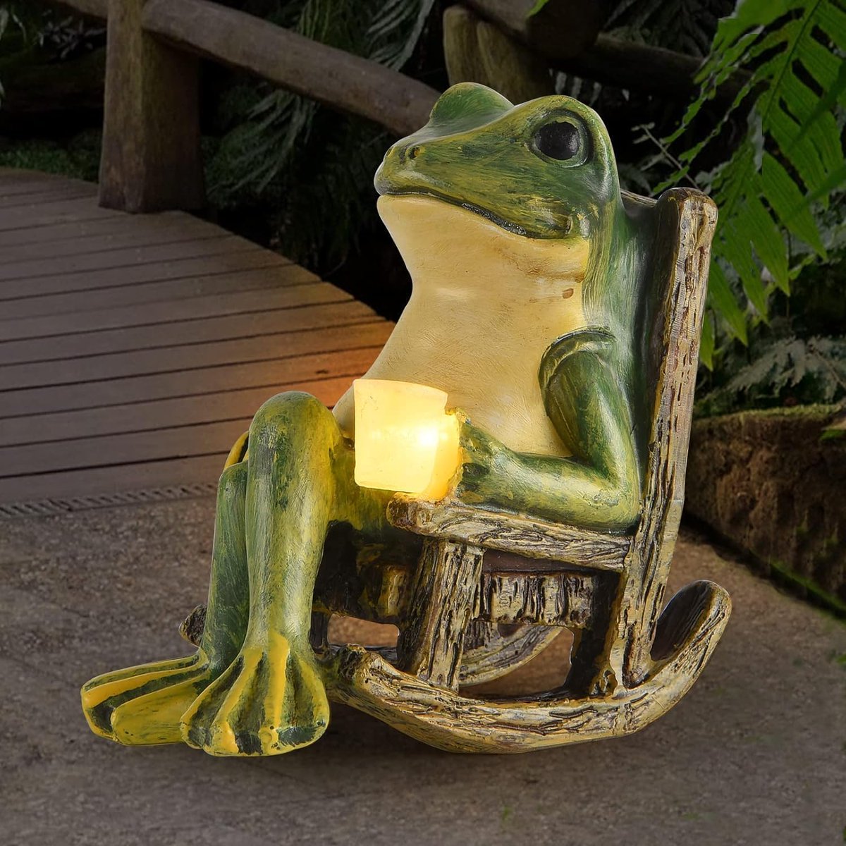 dorrisdecor68's tweet photo. πΈ Add Whimsy & Warmth to Your Garden!
This adorable frog statue is more than just cute β it's waterproof, heat-resistant, and frost-proof!
π Grab yours now: https://t.co/UWkPL3lUSK
#GardenDecor #SolarLight #OutdoorStyle #FrogStatue #AmazonFinds #WhimsicalGarden https://t.co/6FOAiMxOV3