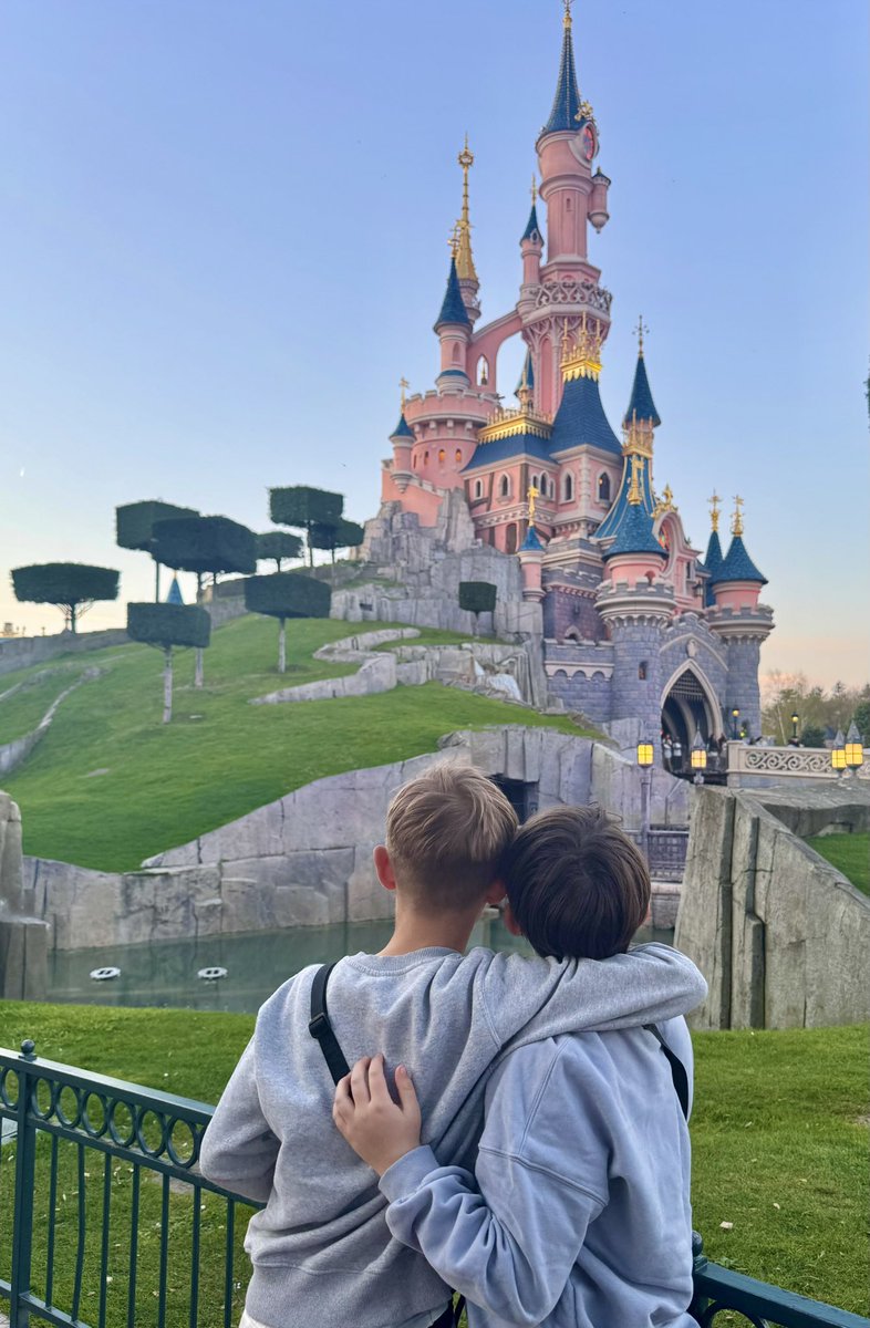 When life throws you lemons… run away to Disney