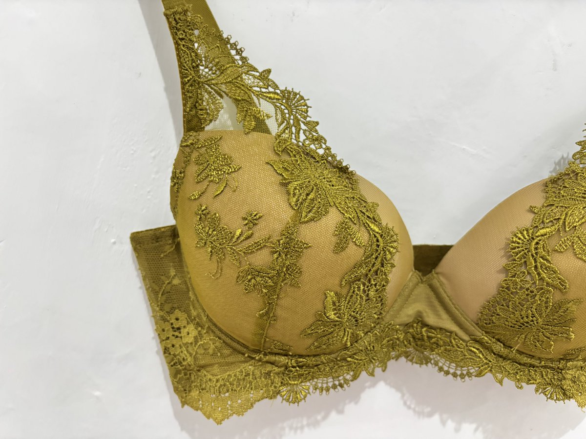 putsooj's tweet photo. Order bisa via chat ya
Brand : VERAWANG
Size : 34 Cup C (75C)
Harga : 35.000
Cakep asli😭😭😭

Bisa shopee + admin 14% ya
Manual jne / jne, dari lamongan jatim https://t.co/DcjIFG0foh