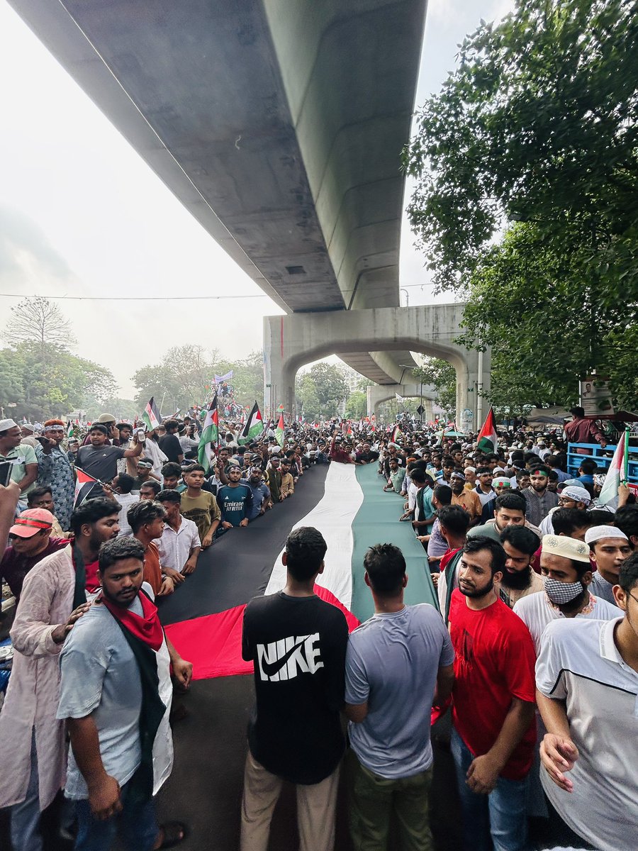rashedul32844's tweet image. From the river to the sea
Palestine will be free..!
#PalestineSolidarityMovementBangladesh 
#stopgenocid 
#FreePalestine 
#theworldstopforgaza
