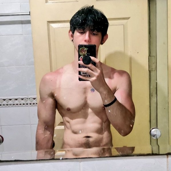 Gragedamn's tweet photo. Pre-diabetic, pre-gout/ Hyperuricemic, hypertensive, High LDL, Hyperlipidemia, Overweight (179lbs), was told wont reach 40yo.

Took a sports nutrition course; researched on effective and established training practices.

Eliminated every issue in just 6 months post diagnosis. https://t.co/HQ4jIJl90M