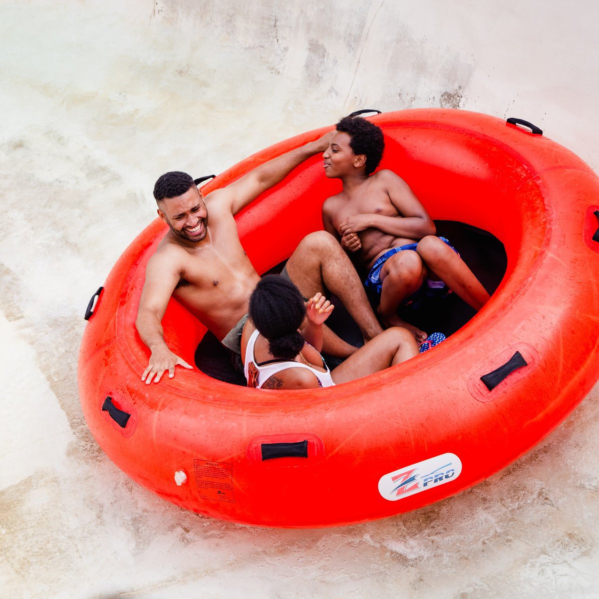 We’re SO CLOSE to summer fun! 🌞 Are you ready to ride the waves, conquer the slides, and soak up the sun? Tag your Water World crew below! ⬇️