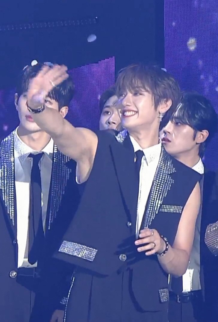 영택이생일너무너무축하해
#Dear_영택__상처입고_넘어져도_너는_니스만의_오아시스야💛
언제나사랑해좋아해영택아
#Our_Little_Chick_TAG_Day
앞으로도사랑하고사랑하고사랑할게