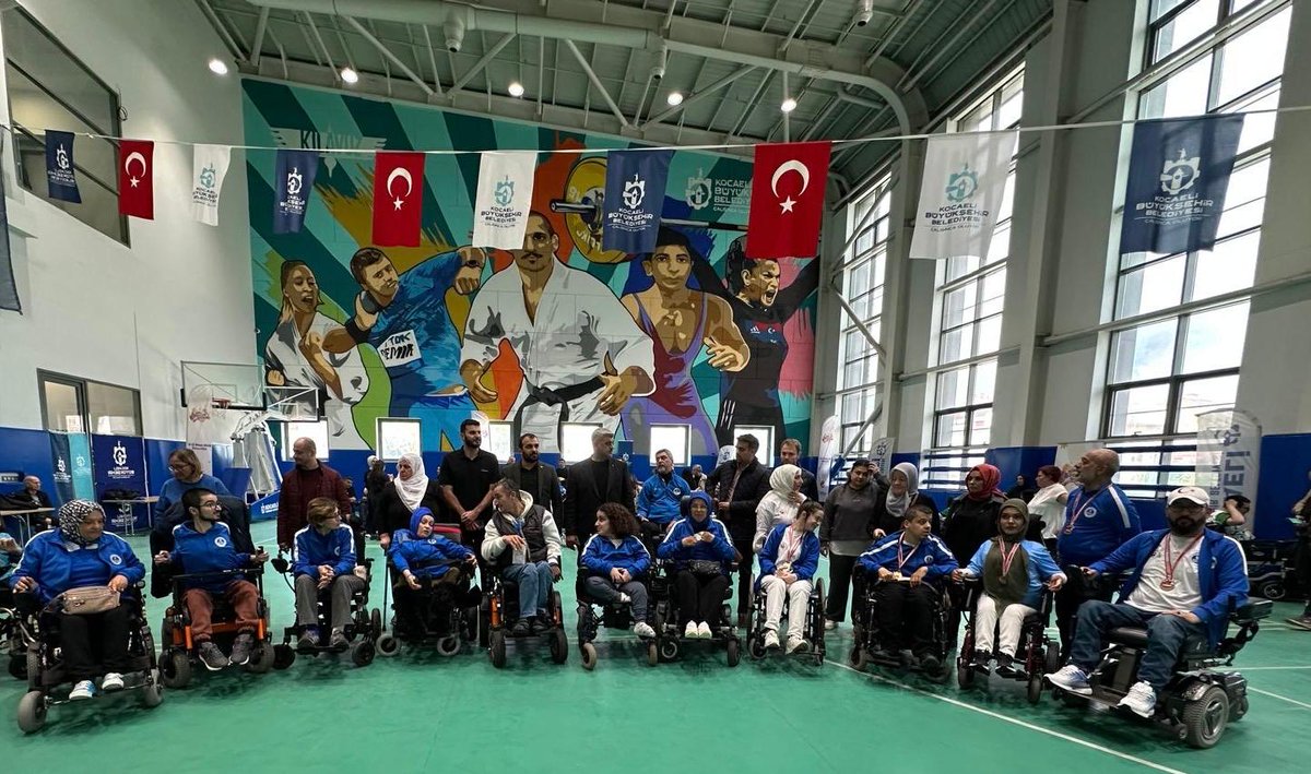 kagitspor's tweet photo. Gebzesem'de yapılan Türkiye Boccia şampiyonasında sporcularımızdan 

Havva Alyurt BC 3 kategorisinde Türkiye 1. 
Mahmut Ünal BC 4 kategorisinde Türkiye 1.
Ayşe Gençbay BC1 kategorisinde Türkiye 2. 
Bilal Eser BC2 kategorisinde Türkiye 3. sü olmuştur. https://t.co/WX0rkjiK5O