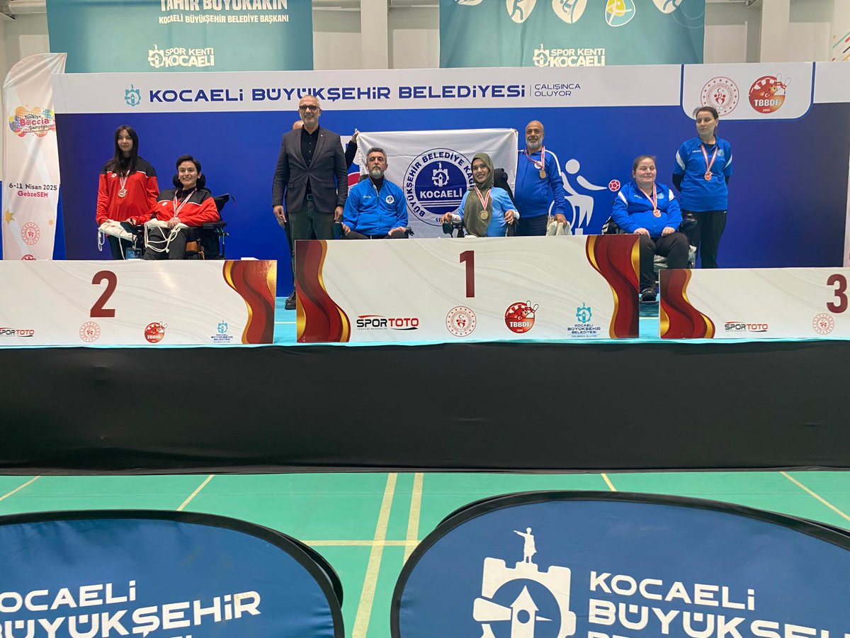 kagitspor's tweet photo. Gebzesem'de yapılan Türkiye Boccia şampiyonasında sporcularımızdan 

Havva Alyurt BC 3 kategorisinde Türkiye 1. 
Mahmut Ünal BC 4 kategorisinde Türkiye 1.
Ayşe Gençbay BC1 kategorisinde Türkiye 2. 
Bilal Eser BC2 kategorisinde Türkiye 3. sü olmuştur. https://t.co/WX0rkjiK5O
