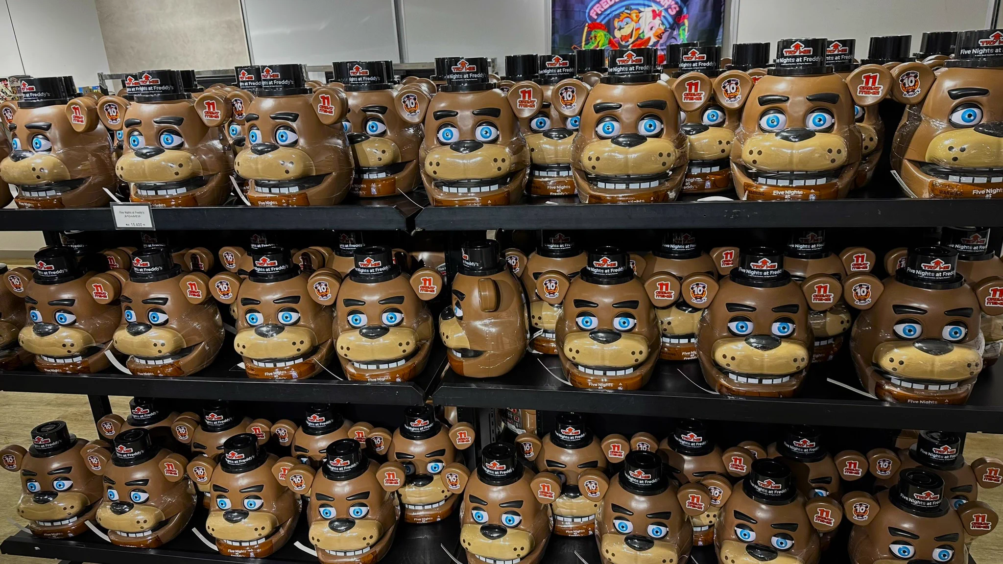 イシイニキ🍕映画パンフ『FNAFに取り憑かれたファンのサバイバルガイド