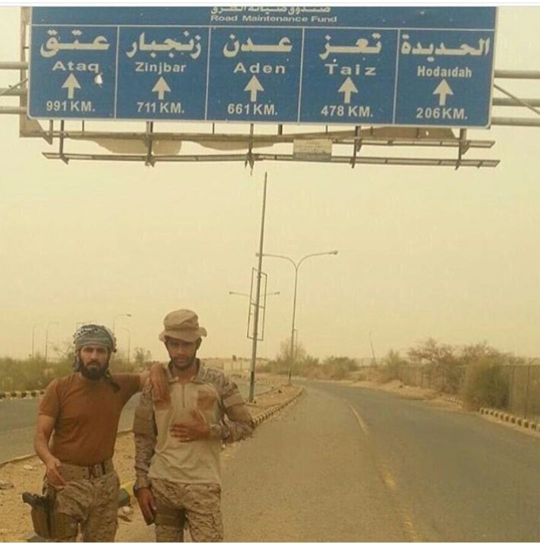 a_a966's tweet photo. @MansourAlmahjry @ScreenMix شوف كلابكم كيف دعس الدعس 😂 https://t.co/BkJPTHPBhc