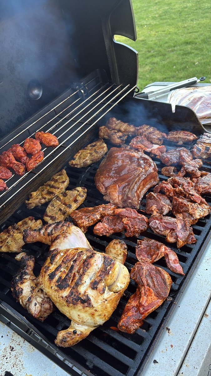 πππ¦ππ¬ πππ«ππ’π§ (@jamesmartin02) on Twitter photo Friday evening π₯ π₯© Friday evening π₯ π₯©