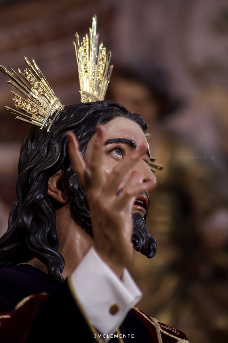 jmclem_'s tweet photo. Eucaristía.

@LaCenaSevilla 
@lascigarreras 

#TDSCofrade https://t.co/f1VgUJxr1y