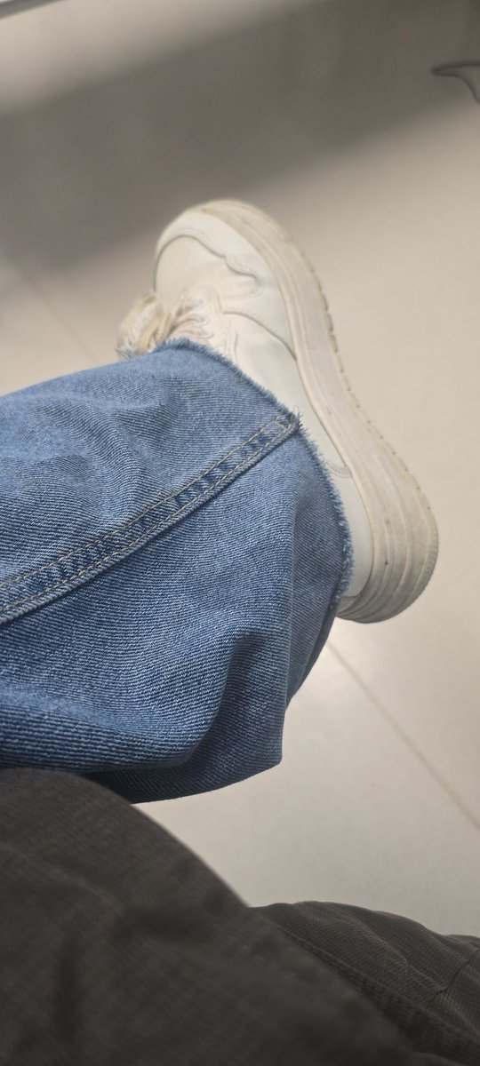 LaPrincessFeet's tweet photo. Quem quer uma meinha 🧦 com chulezinho?? 
Chama na DM pra saber os preços. 

🫦 garanto que esse chulezinho é bem bom.... 

#podolatria #podo #feetfetısh #chule #meias #fetiche #feetِ #amantesdepes #Portugal https://t.co/1iQa0OmZVU