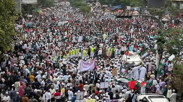 David_Y3's tweet photo. March for Gaza in Bangladesh. 

Bangladesh stay with Palestine. https://t.co/pWrmLsDTxl